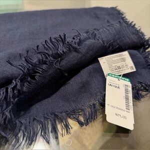 NWT. Navy Blue thin square wraparound Scarf Wrap.